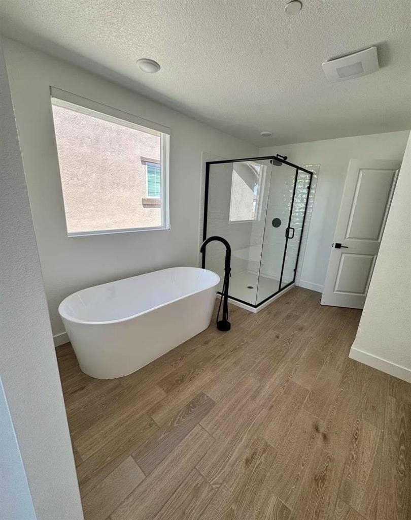 Master Bedroom Private Bathroom