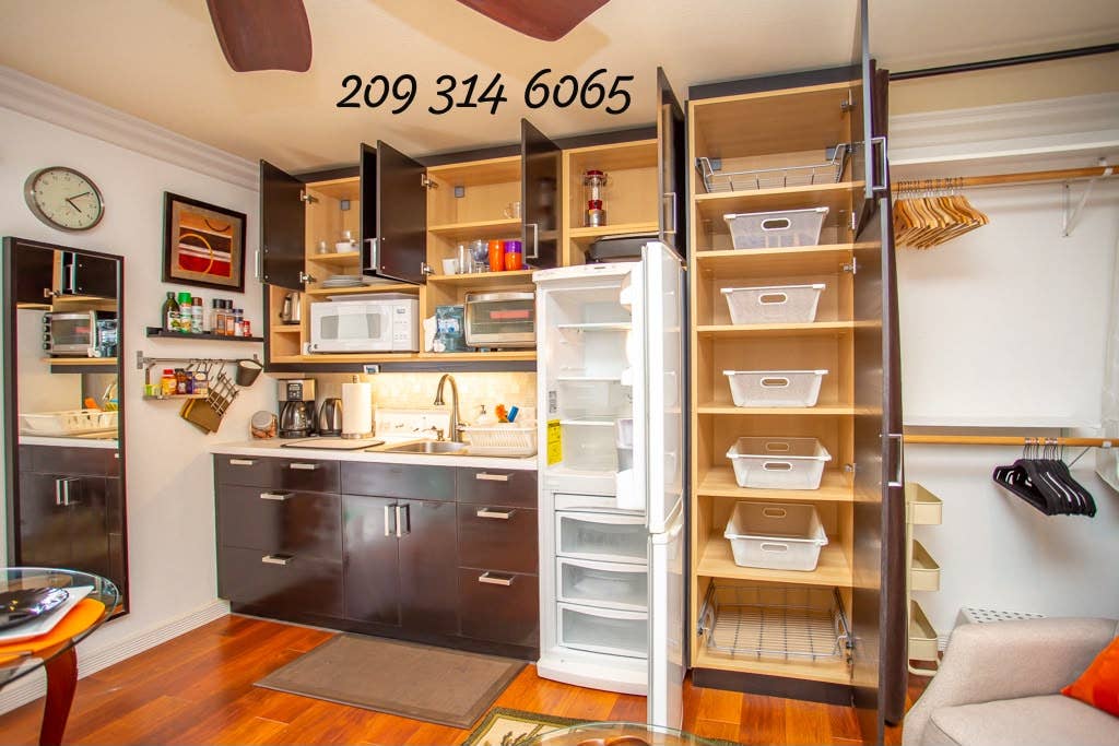 Elegant and turn-key guest suite