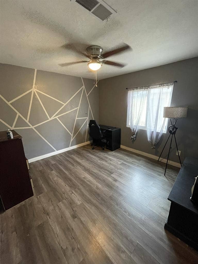 Single room for rent