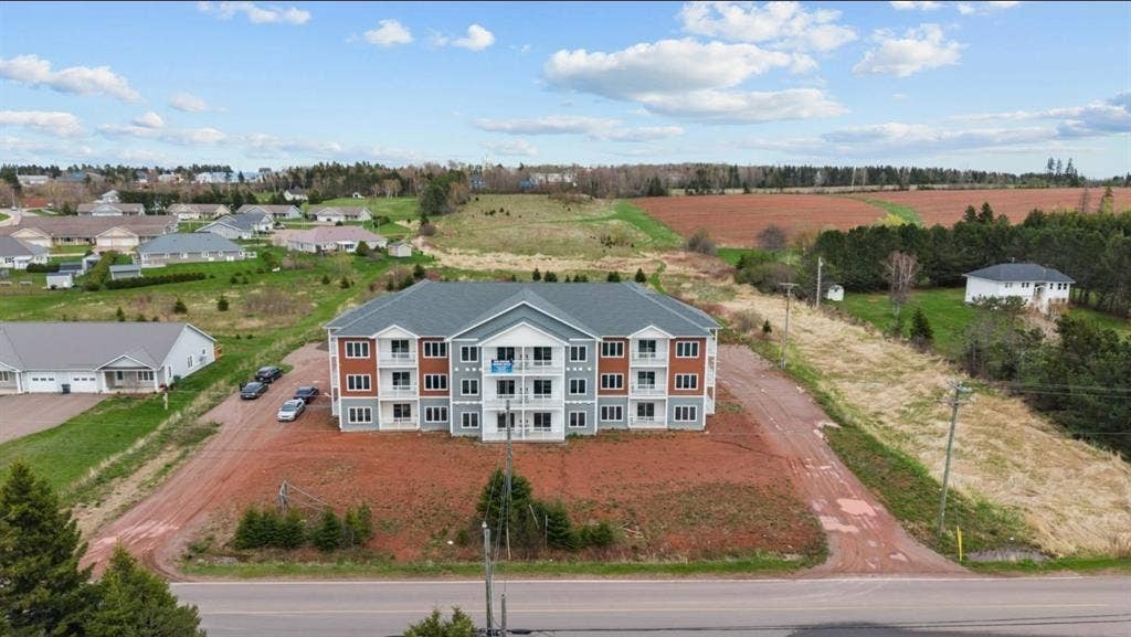 2 Bedroom 1 Bath - 1 Month Free