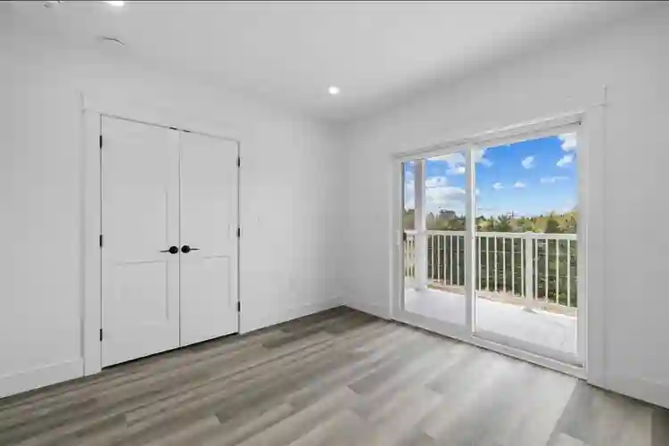 2 Bedroom 1 Bath - 1 Month Free