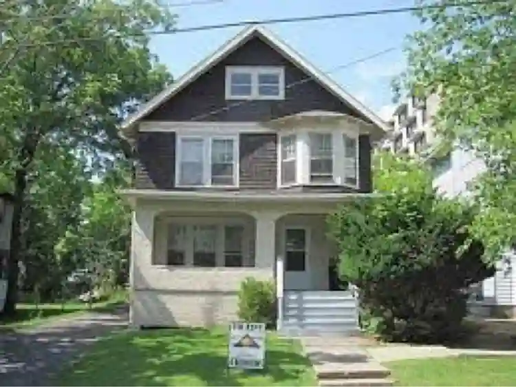 Room for $500 a Month!