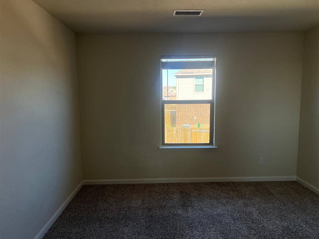 5 BR in Ferris