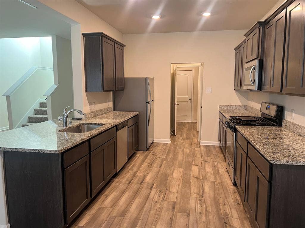 5 BR in Ferris