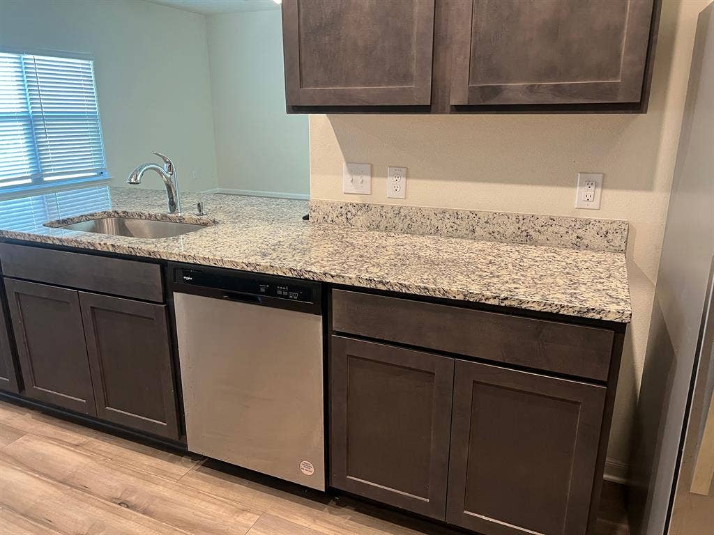 5 BR in Ferris
