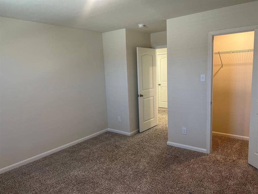 5 BR in Ferris