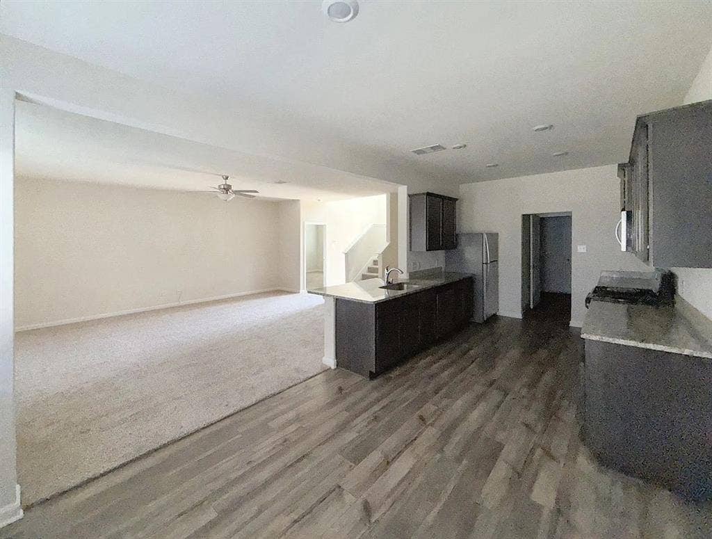 5 BR in Ferris