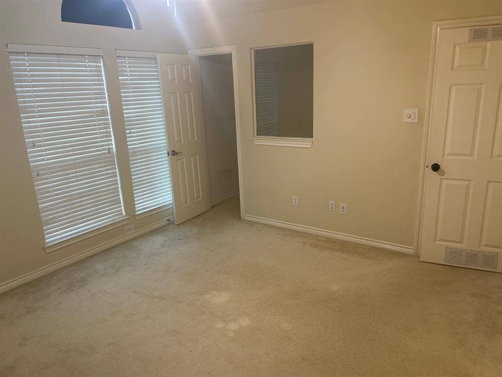 6 BR in Plano