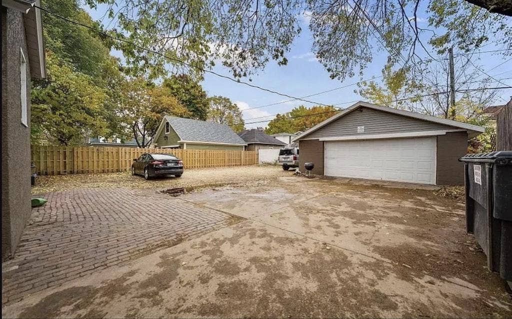 Roommate needed