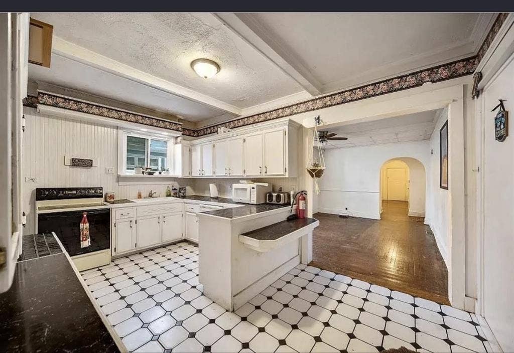 Roommate needed