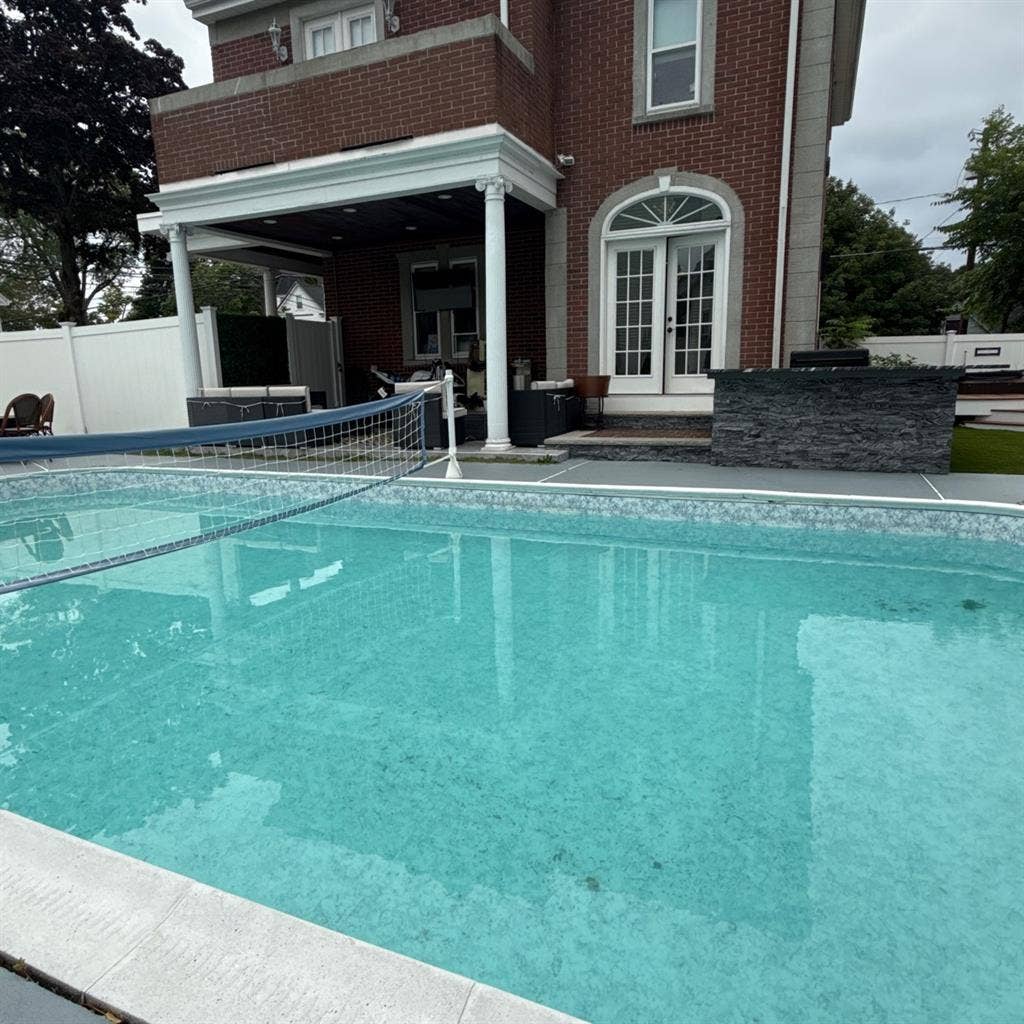 Looking for roommate All inclusive