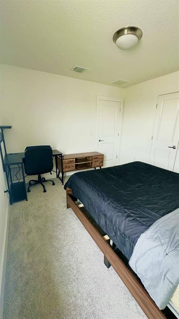 Private furnished room | Aug 31