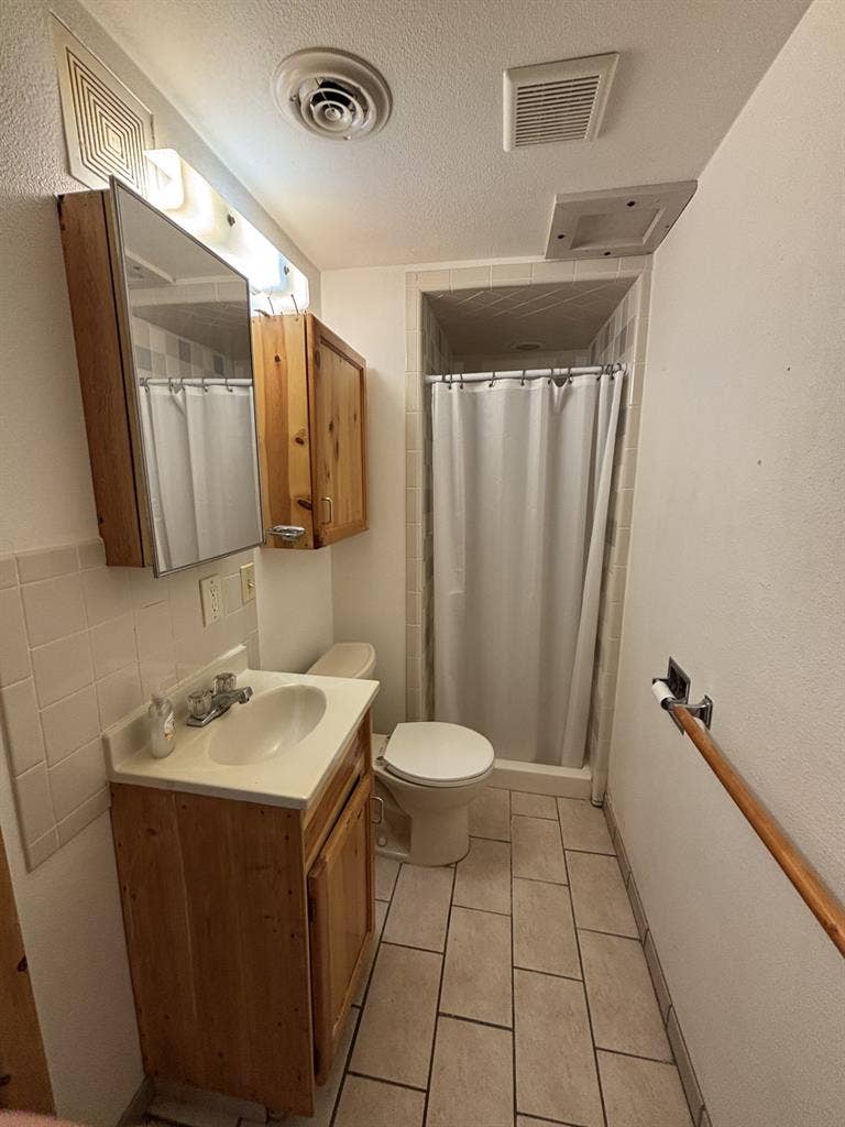 1 bedroom available, perfect for CU