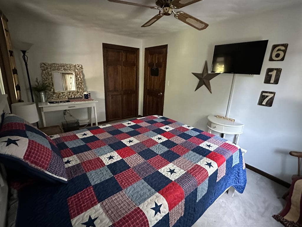 Large bedroom, furnished if needed