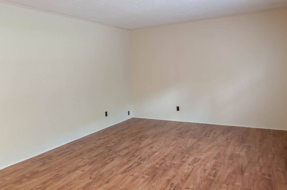1BEDR00M 1 BATH FOR $975/MONTH!