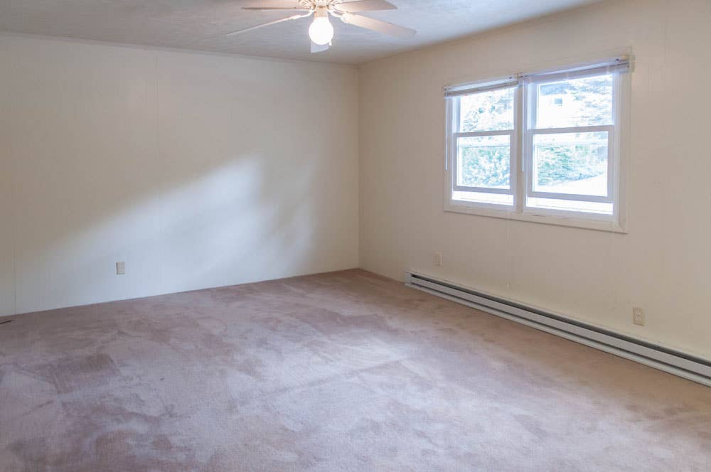 1BEDR00M 1 BATH FOR $975/MONTH!