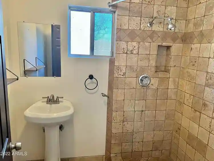 Room for rent in quiet home