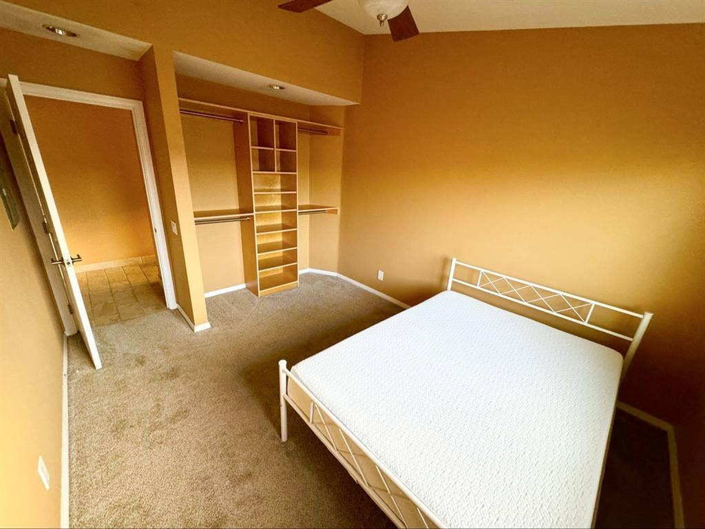 Private Room and Bathroom