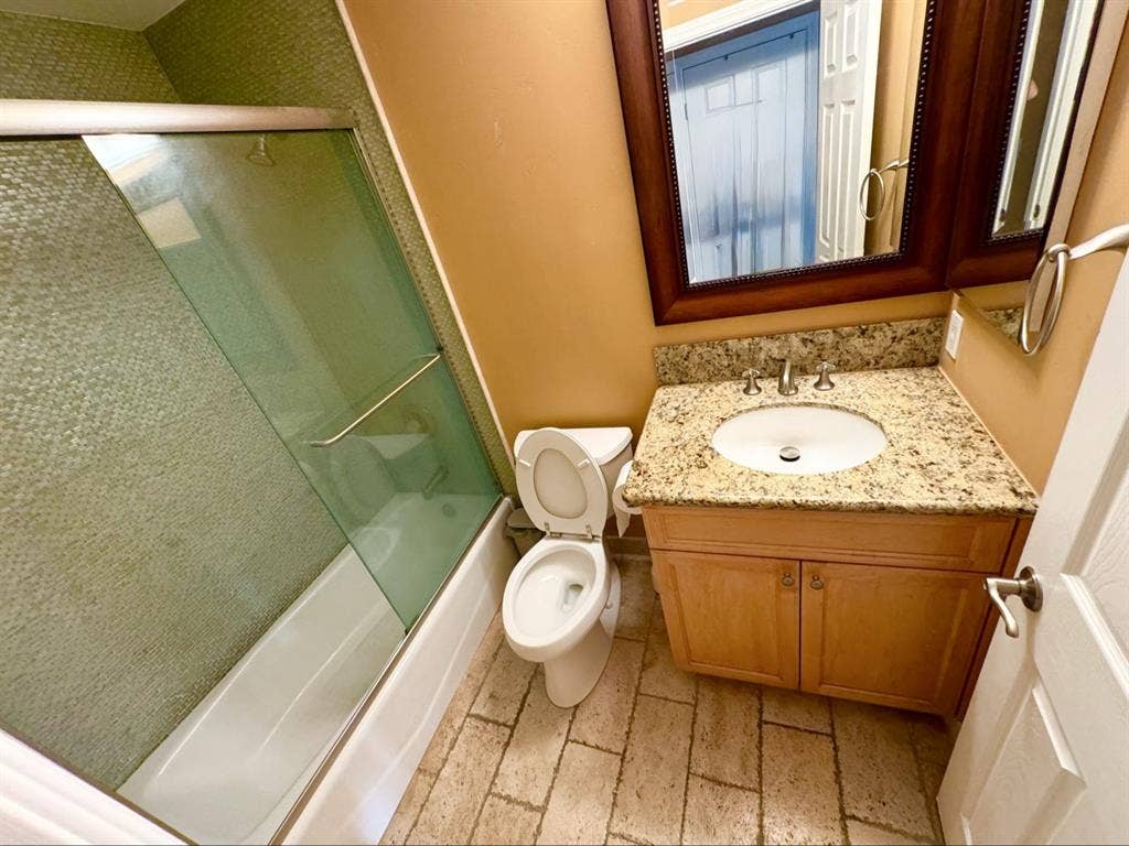 Private Room and Bathroom