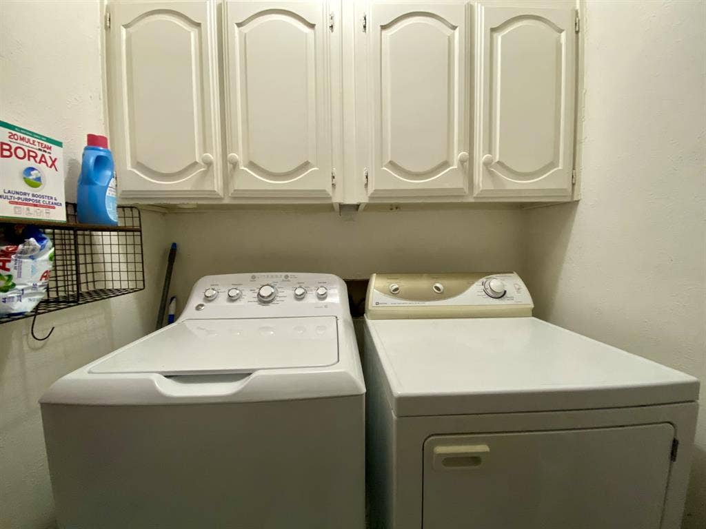 Avail 9/1 Bedroom with Ensuite Bath