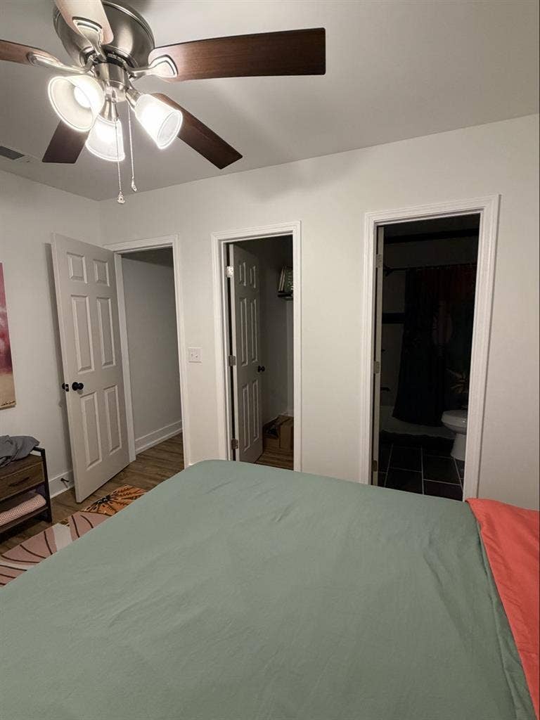 Furnished room for rent