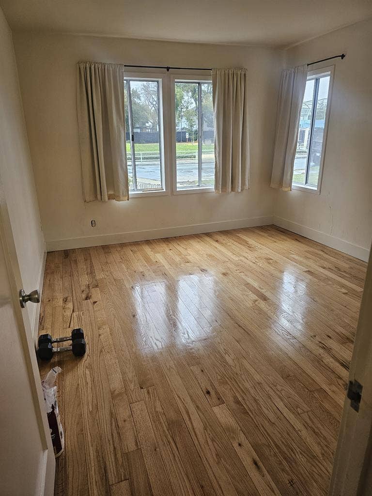 Big, Bright Room in RWC