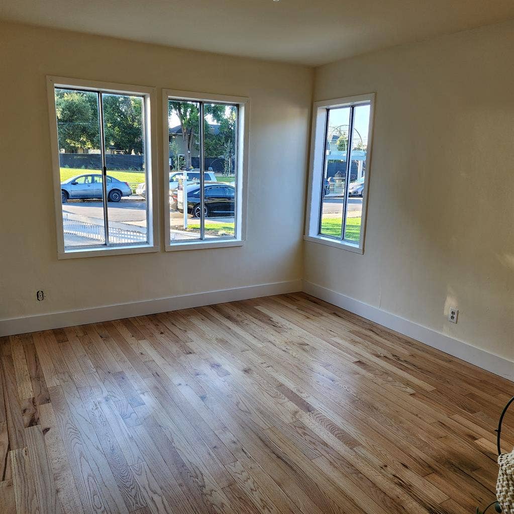 Big, Bright Room in RWC