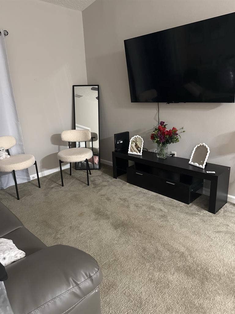 Furnished room for rent