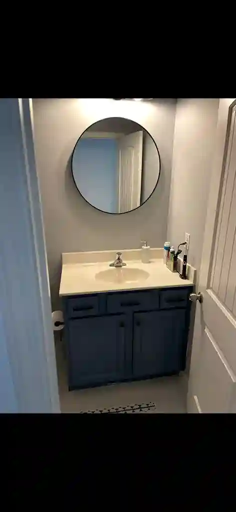 Quiet room for rent