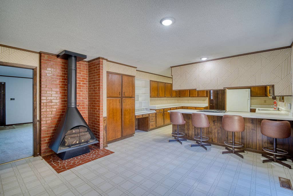 3 bedroom 2.5 bathroom House