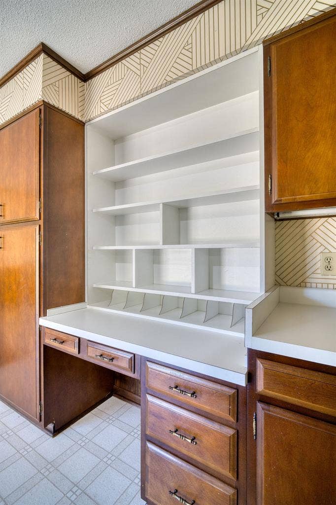3 bedroom 2.5 bathroom House