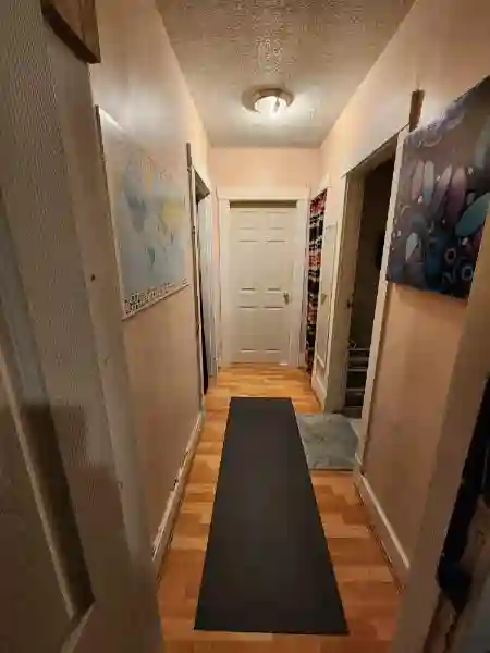 Grnd Flr Bdrm for 2 Months SUBLET