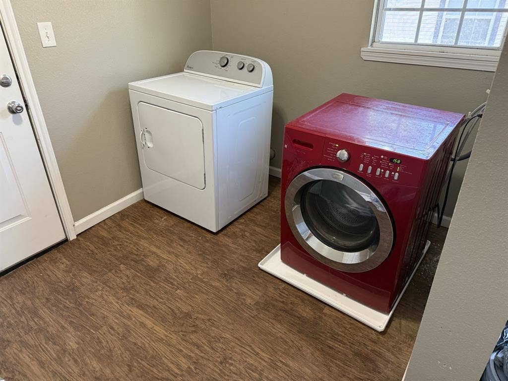 Looking for college tenants!