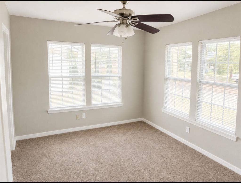 Looking for college tenants!