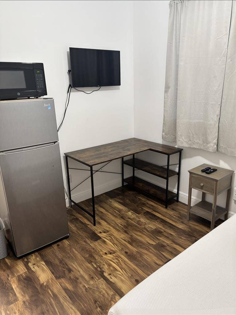 Furnished Room x Rent