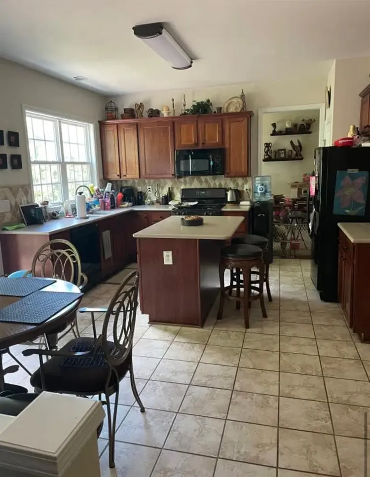 Furnished Room & Private Bathroom