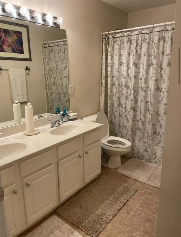 Furnished Room & Private Bathroom