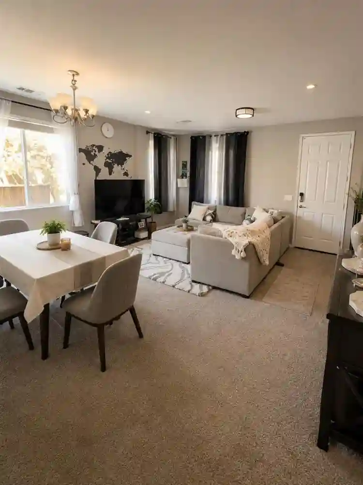 4B2B near Airport, Arden, Downtown
