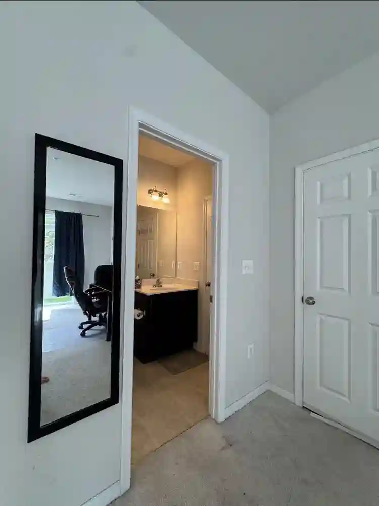 Private room w/ backyard: 1200/mo