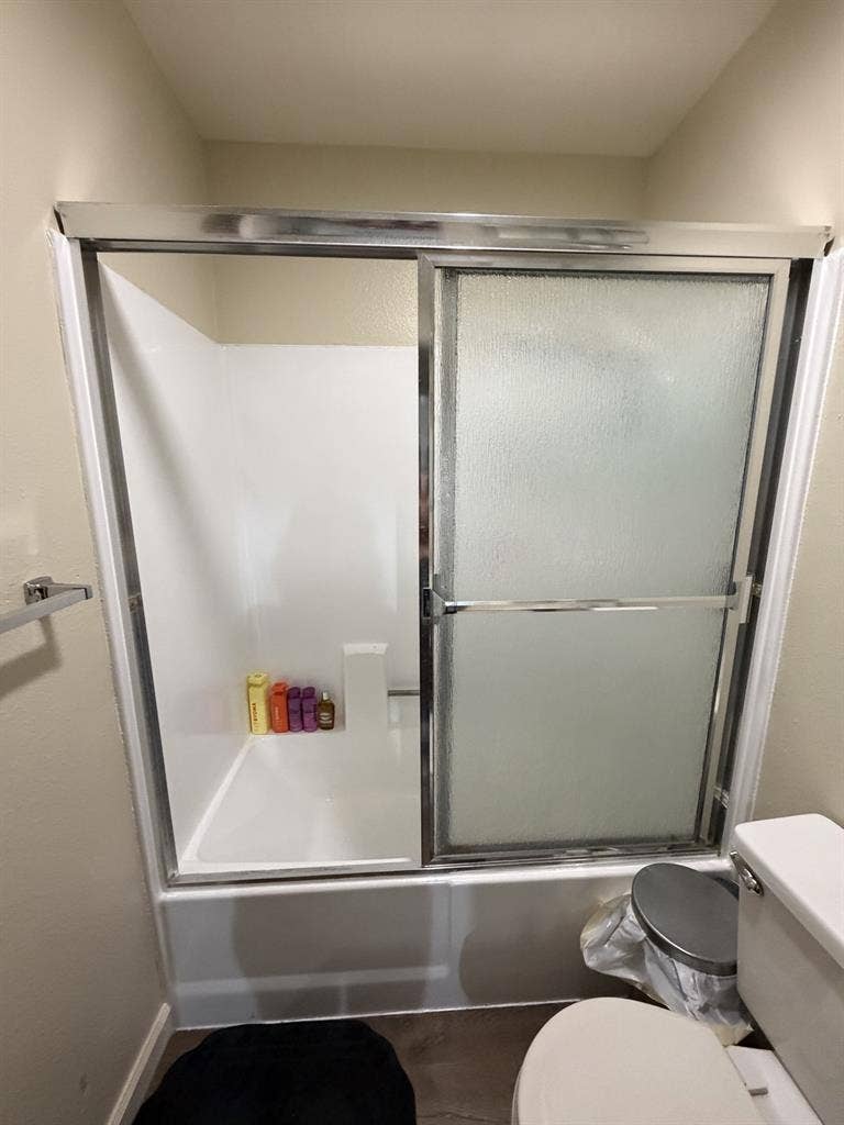 $1100/month Private room/bathroom