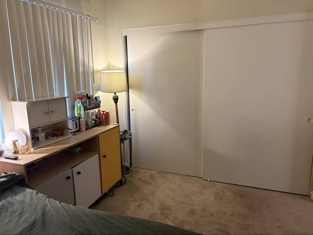 $1100/month Private room/bathroom