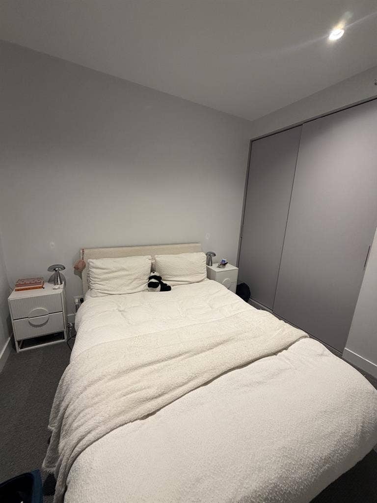 One room with own bathroom!