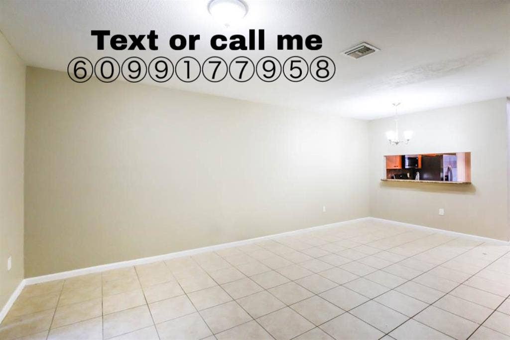 New lease room available
