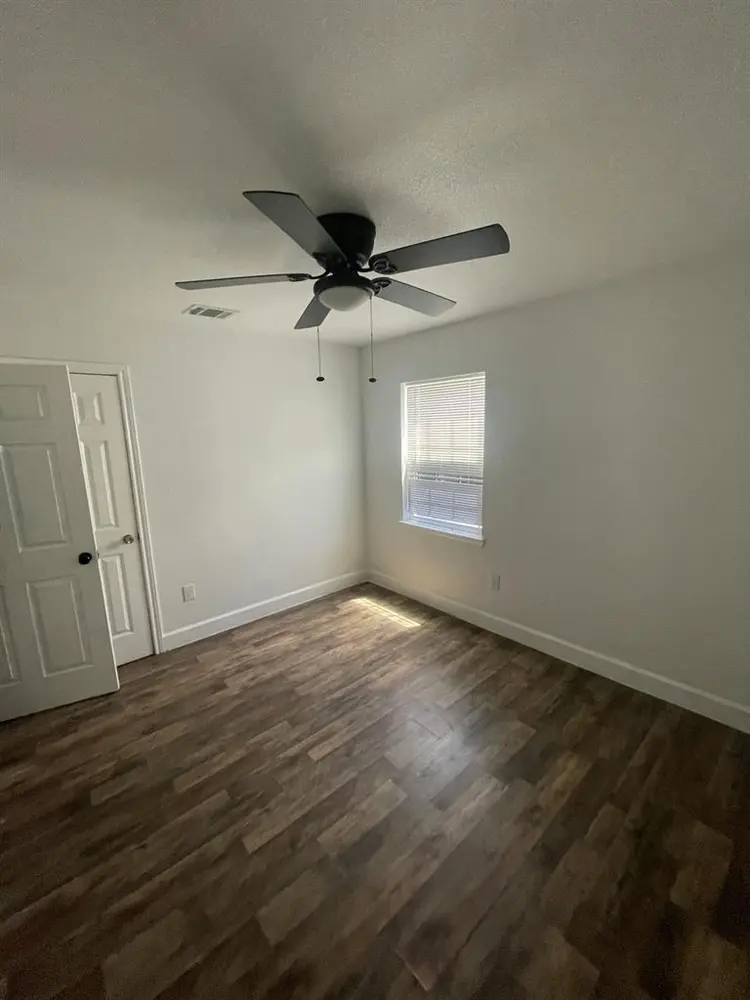 Rome for rent Near NRG- Female Only