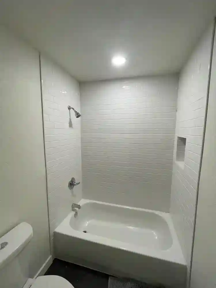 Master Bedroom for Rent Downtown!