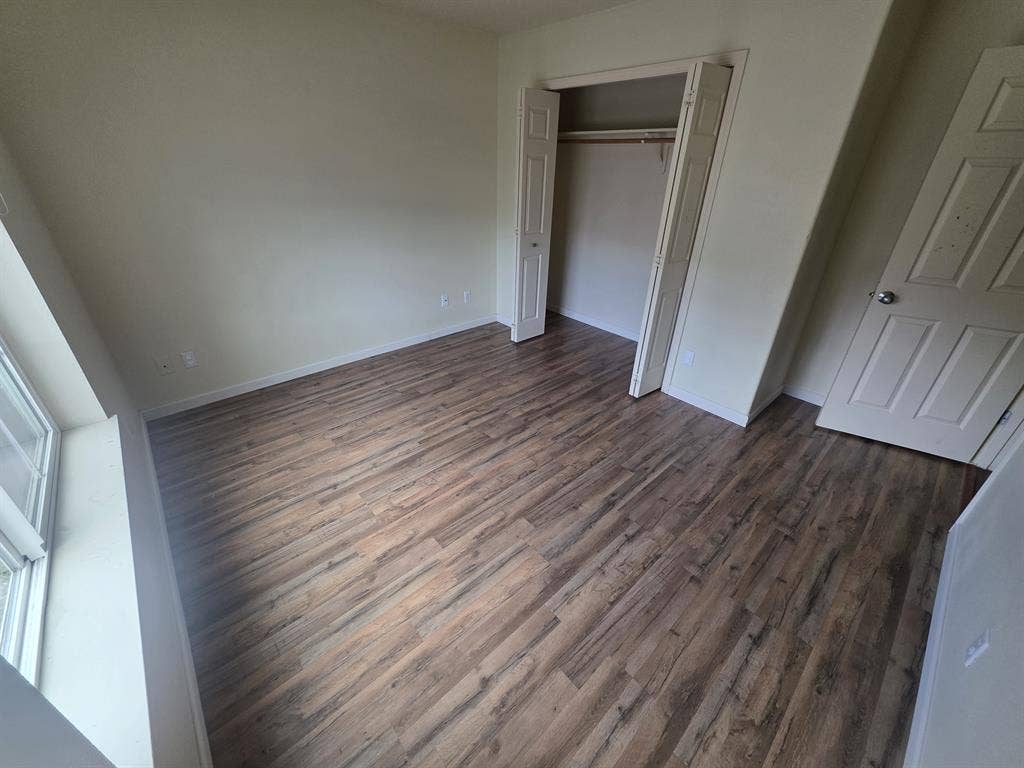 I have a room for rent in Aloha
