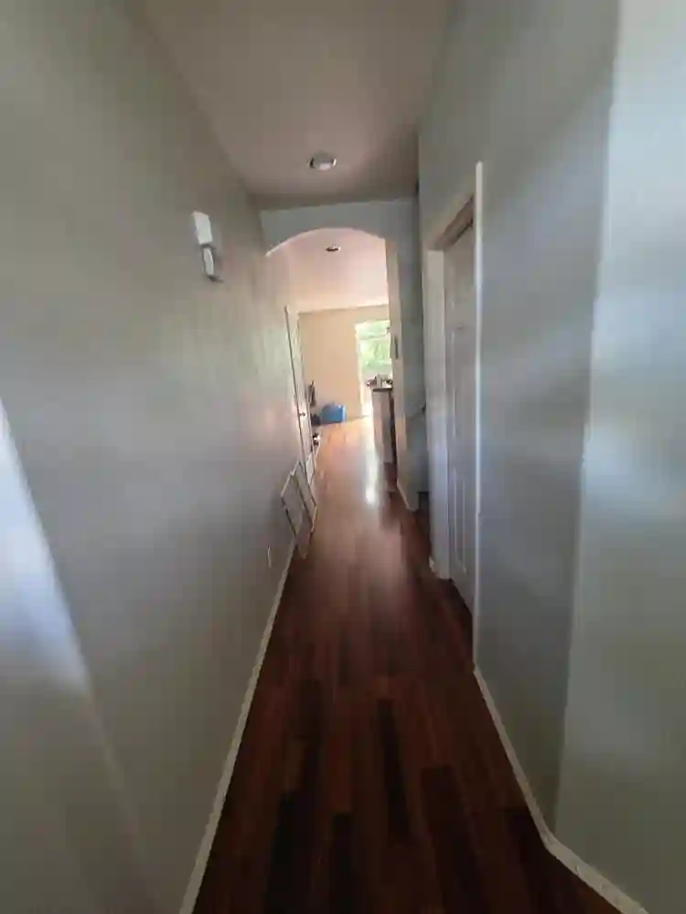I have a room for rent in Aloha