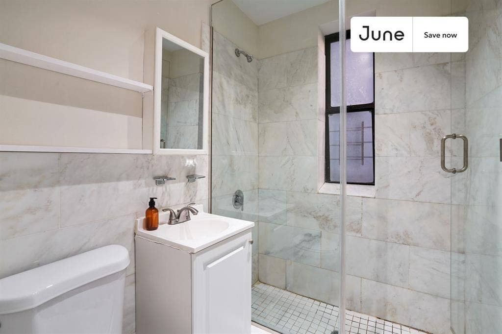 2 BR in New York City