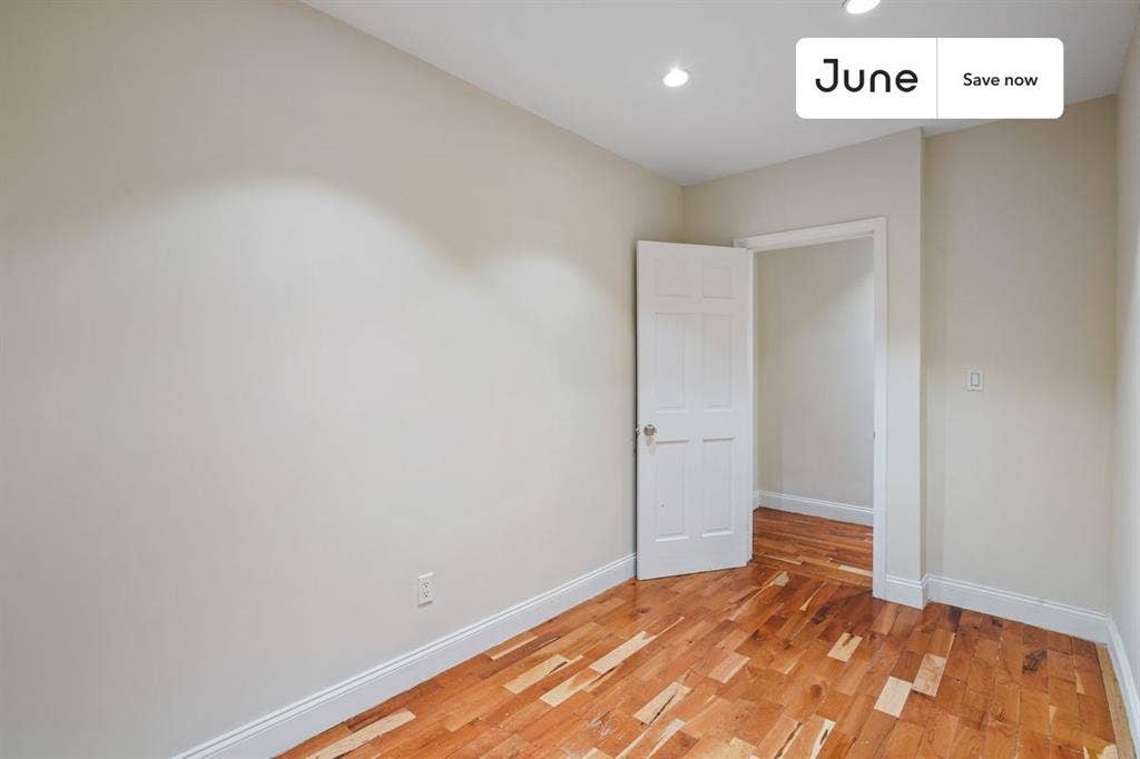 2 BR in New York City
