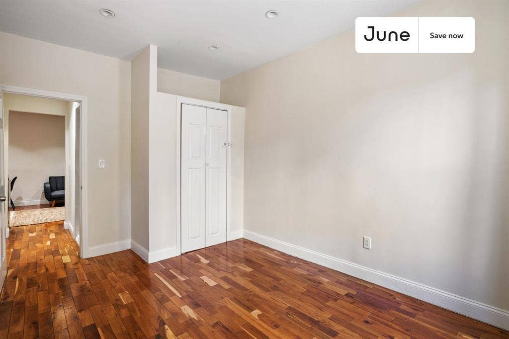 2 BR in New York City
